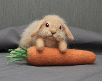 Decorazione Per Albero Di Pasqua – Coniglietto In Peluche Con Carota – 49 Cm – Grigio Primaverile - 3