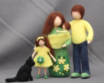 Needle felted family sculpture, needle felted doll Mother Father children, Waldorf, custom dolls, family home decor, Mother's day gift