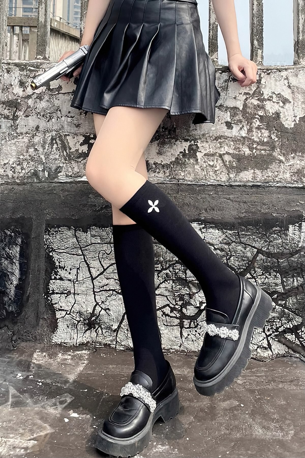 Cool Cross Calf Spicy Girl Socks Winter Cotton Mid Thigh Socks Outside