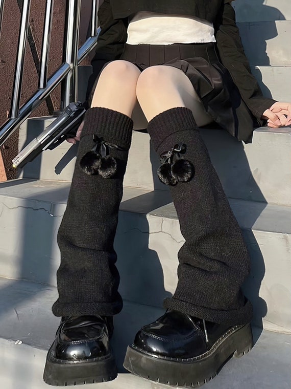 Calcetines largos de bola de piel de niña japonesa, calcetines