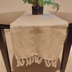Camino de mesa largo de lino con borlas y brillo beige, elegante camino de mesa rústico vintage de diseñador para fiestas, 78&quot; x 16&quot;