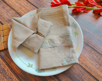 Servilletas de lino bordadas (juego de 2): Puntada de cadena floral rústica