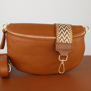 Cognac Braune Bauchtasche Leder mit Gold Reißverschluss für Frauen, Leder Schultertasche, Crossbody Tasche Gürteltasche mit Riemen Bild 9