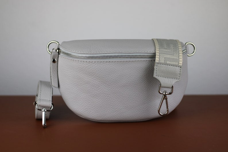 Sac à bandoulière en cuir pour femme gris clair extra avec fermeture éclair argentée, sac de ventre avec sangle, sac à bandoulière en cuir véritable, cadeau pour elle Option-6