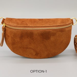 Sac ventre en cuir suédé marron cognac pour femme avec fermeture éclair dorée, sac ventre avec bandoulière, sac à bandoulière en cuir véritable, cadeau pour elle image 3