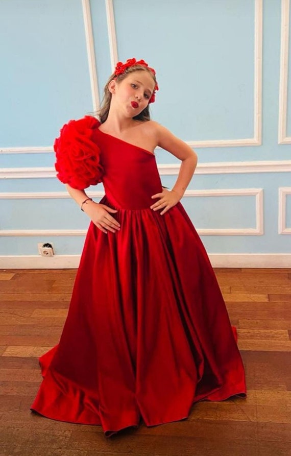 This is what you've been waiting ladies! Red Dress for your Christmas ... |  TikTok