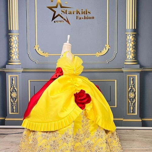 open lace back dress Amazon.com: Poboola Belle Costume Women Adult Princess Costumes Halloween  Cosplay Party Yellow Dress Long Dress Gown Beauty Outfit XS : Clothing,  Shoes & Jewelry