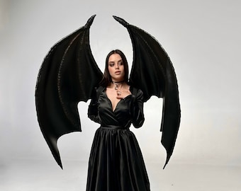 Realistic bat wings for Halloween costume, Gargoyle wings for adult, Large  black wings cosplay, Spooky wings, Wearable wings dragon