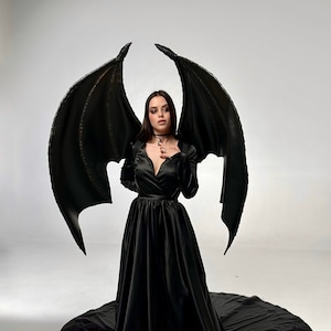 ハロウィンコスチューム用のリアルなコウモリの羽、大人用のガーゴイルの羽、大きな黒い羽のコスプレ、不気味な羽、着用可能なドラゴンの羽