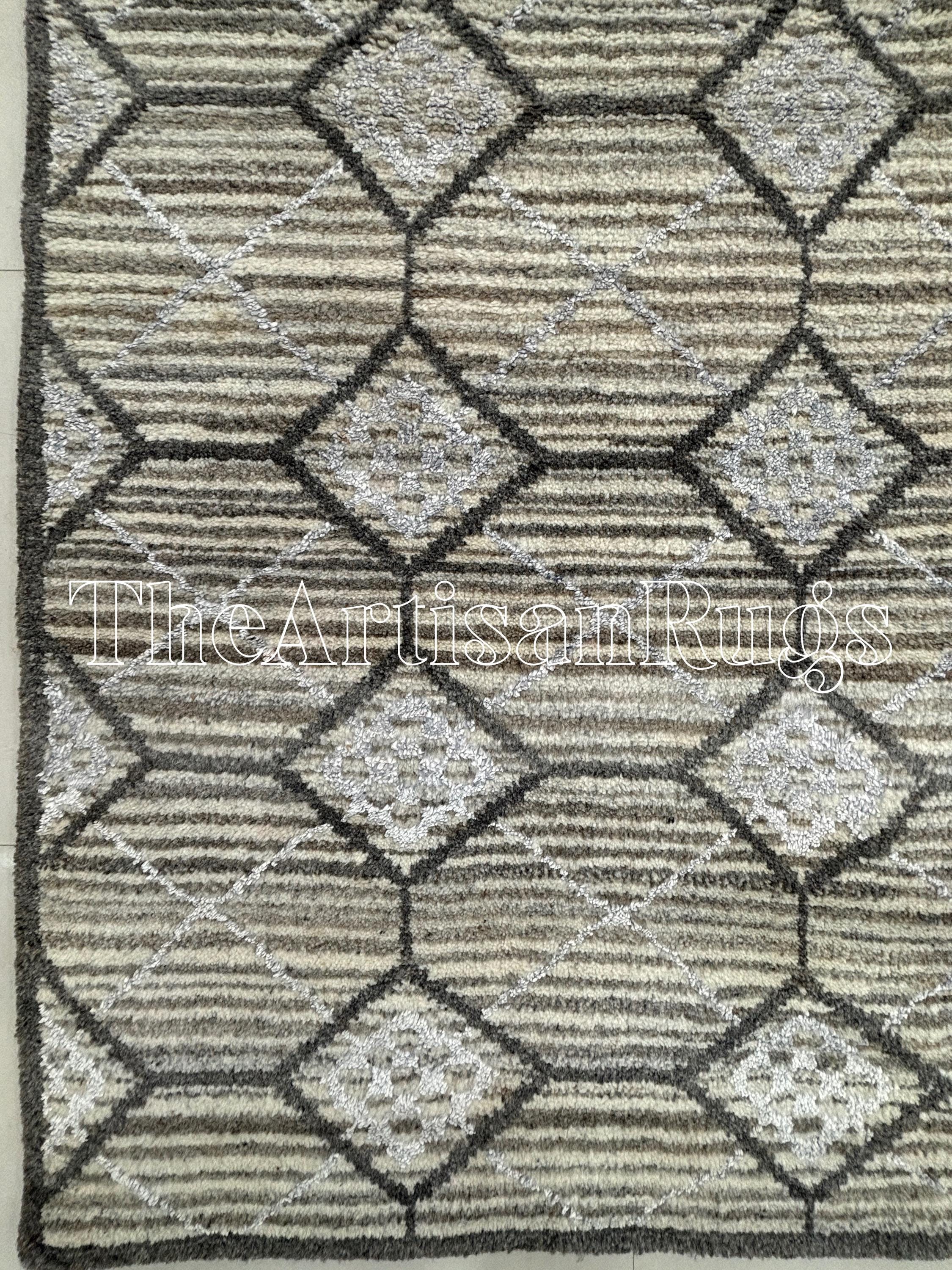 モロッコ直輸入 手織りラグ モノトーン 幾何学柄 一点物 モロッコ直輸入 手織りラグ モノトーン 幾何学柄 一点物 ※傷あり