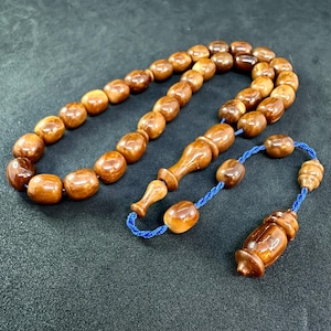 Handmade Kuka Wood 33-Bead Tasbih: Worry Beads