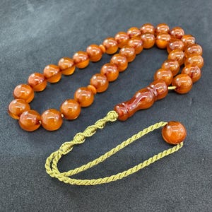 Bakelite 33-Bead Tasbih: Worry Beads, Macrame Tassel