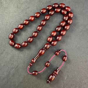 Handcrafted Cherry Bakelite 33-Bead Tasbih: Worry Beads
