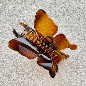 Butterfly Hair Claw,Hair Claw Clip,Hair Clamp For Woman,Elegant Hair Clip,Claw For Long Hair,Hair Accessories,Minimalist Hair Clip,Claw Clip