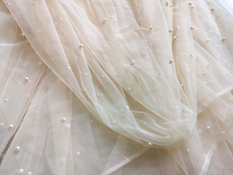 Champagne / Ivoire / Perles Blanches Tulle, Tulle doux, Tulle perlé, Tissu tulle pour voiles de mariée, Tulle perles, 59 Largeur image 8