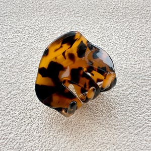 Small Hair Claw Clip,Hair Clips For Women,Acetate Hair Claw,Hair Jewelry,Tortoise Shell Clip,French Hair Claw,Hair Accessories,Hair Claw