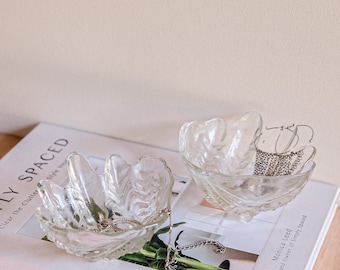Glass shell/clam trinket dish