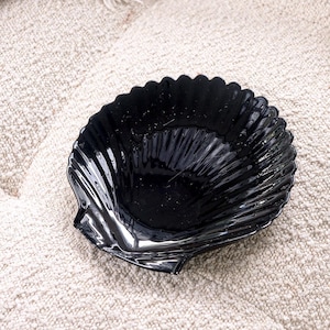 80’s Black glazed ceramic shell trinket/jewellery plate