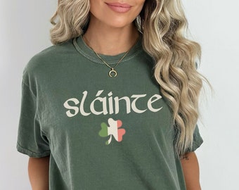 Slainte Irish Shirt, St. Pattys Day Shirt, Comfort Colors T-Shirt, Shamrock Shirt, vierblättriges Kleeblatt, irisches Shirt, Trinkshirt, Saint Patricks Tees