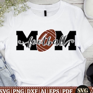 Football maman SVG | Football SVG | Football Designs SVG | Maillot de foot | Jour du match | Cadre divisé | Fichiers de découpe Cricut | Sublimation