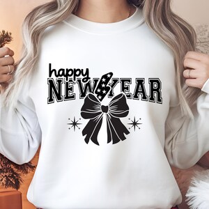 Felice Anno Nuovo 2025 SVG, Capodanno alla moda SVG, Design maglietta Capodanno Png, Ciao 2025 Png