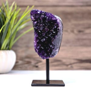 Amethyst Geode on Stand – Deep Purple Crystal Cluster with Agate Edge