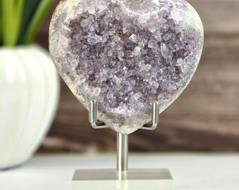 Pequeño corazón de amatista – Druzy de cristal violeta claro de Uruguay