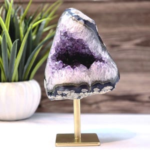 Natural Amethyst Geode – Raw Crystal Cluster for Healing, Meditation & Home Decor