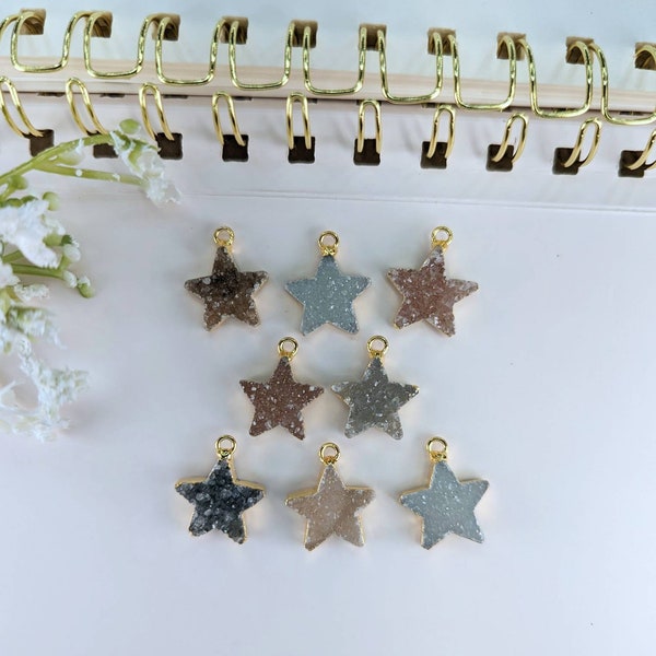 Druzy Pendants (Star Shape) (with Electroplated) (24k Gold plated or Silver plated)(Wholesale Accesories)(Jewelry Supply) (Handmade)