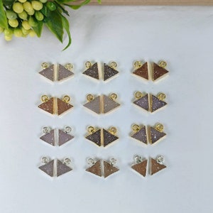 Druzy Pairs (Triangle Shape) (with Electroplated) (24k Gold plated or Silver plated)(Dangle earrings)(Wholesale Accesories)(Jewelry Supply)