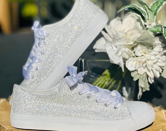 Zapatillas de novia blancas con purpurina para bodas o ocasiones