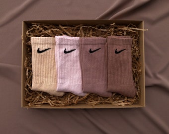 Paquete de 4 calcetines Nike en colores pastel neutros