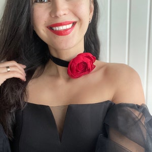 Red flower choker, red rose choker, red peony choker, flower necklace, flower on the neck, burlesque fashion