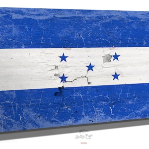 Vintage Honduras Flag Canvas Art: Weathered Wood Style