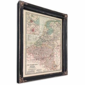 Carte vintage des Pays-Bas encadrée - cadre d'embellissement fleuri avec impression
