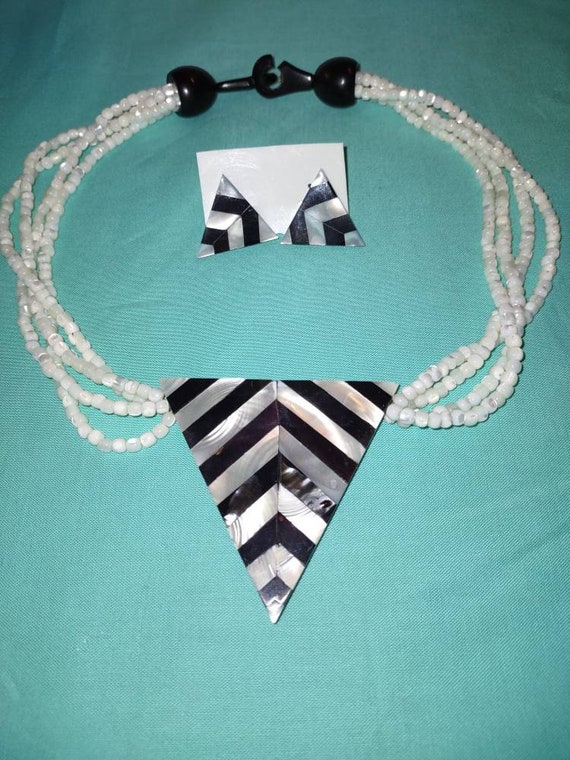 Triangle necklace and earrings