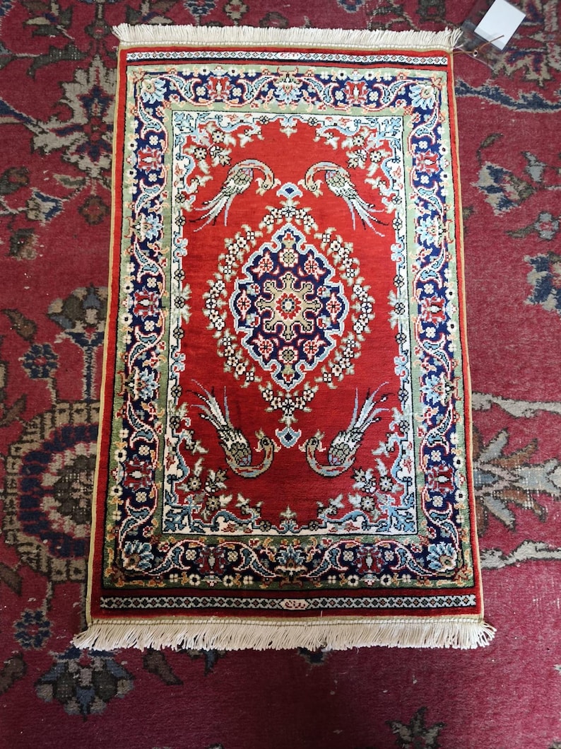 Birds of the Medallion, handmade Kayseri silk rug, 71 × 43 cm