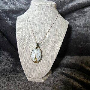 Green and Gold Wire Wrap Tree