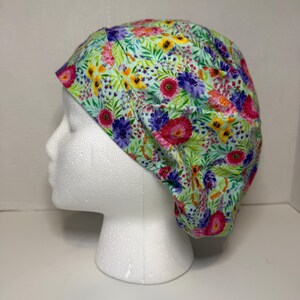 Women’s Floral Bouffant Scrub Hat