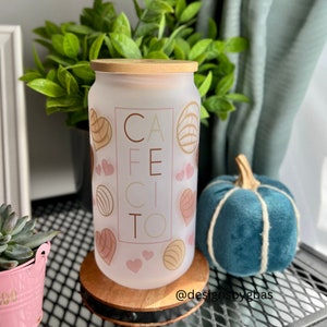 Cafecito y Chisme Glass Cup, 18oz Glass Can, Conchas Glass Cup, Pan Dulce Cup, Cafecito Glass Cup, Cafecito y Chisme Tumbler, Cafecito Mug