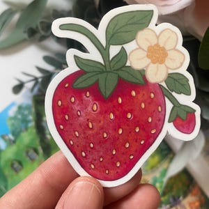 Handgetekende vinylsticker aardbei – schattige fruitkunst, waterdichte kawaii sticker voor tijdschriften, laptops en meer