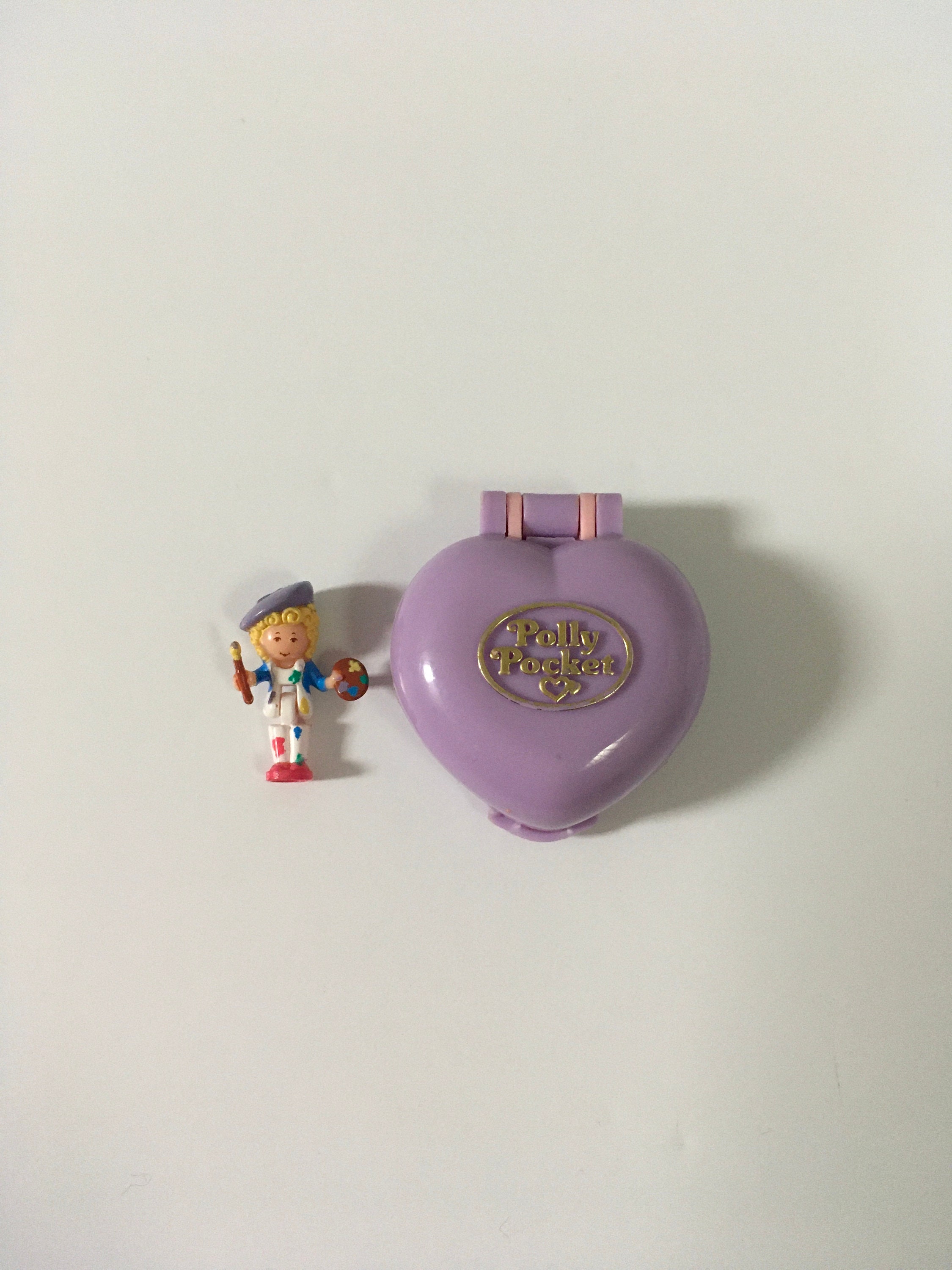 Mini univers - POLLY POCKET médaillon in her Bedroom - BLUEBIRD TOYS - 1991