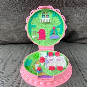 1994 Polly Pocket Birthday Surprise - compact only