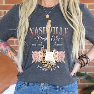 Nashville Musik Stadt Shirt, Nashville Reise Shirt, Nashville Shirt, Tennessee Tshirt, Country Musik Tee, Mädchen Reise Shirt, Stiefel Schnaps Besties