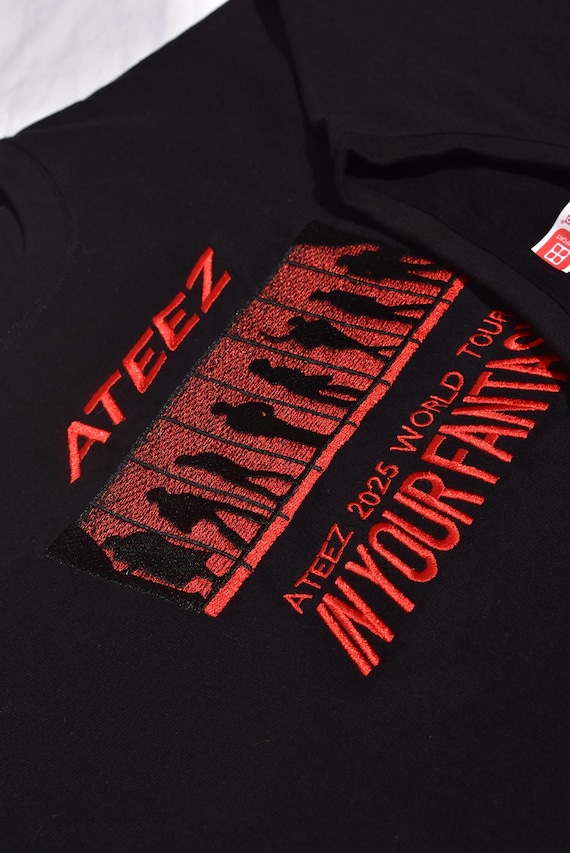 ATEEZ ソウルコン　IN YOUR FANTASY Tシャツ 韓国限定　新品 ATEEZ ソウルコン IN YOUR FANTASY Tシャツ 韓国限定 新品