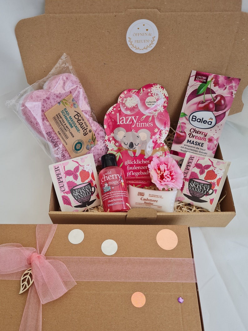 Personalized gift box for women for a birthday / Wellness gift box / Christmas gift box / Surprise box / Beauty box /70th image 1