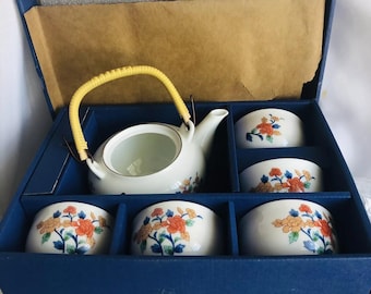 Vintage Japanese Tea Set. Good Condition for Age. Late 19th