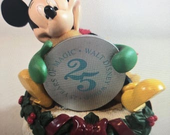 Figurine Mickey Mouse vintage 1996 - Célébration des fêtes de Disney Cast, décoration de Noël à collectionner