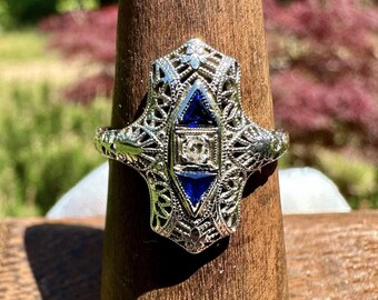 Vintage Estate Art Deco Filigree Shield Navette Sapphire Diamond 14K White Gold Ring