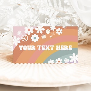 Etiquetas de comida Groovy editáveis Groovy One Two Groovy Birthday Buffet Tent Card Boho Flower Power Party Place Cards Modelo editável 39GV